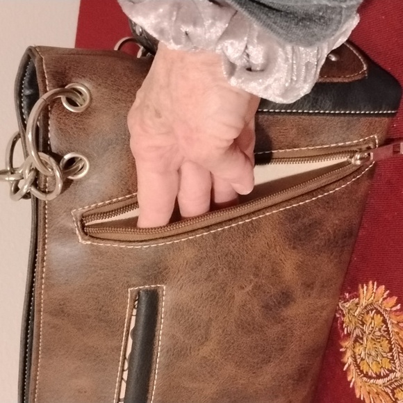 Brown Western Embroidered Handbag - Picture 7 of 15